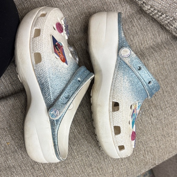 Frozen Crocs - Picture 10 of 10